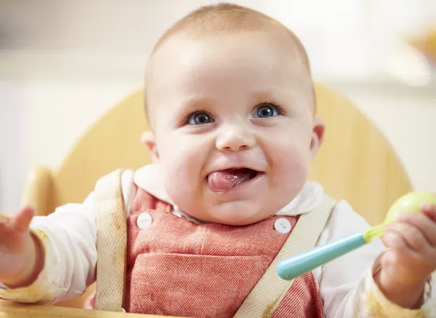 Read more about the article Como iniciar a introdução alimentar do bebê na primeira infância?