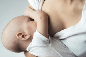 Read more about the article O leite materno também muda quando a mãe volta ao trabalho externo￼